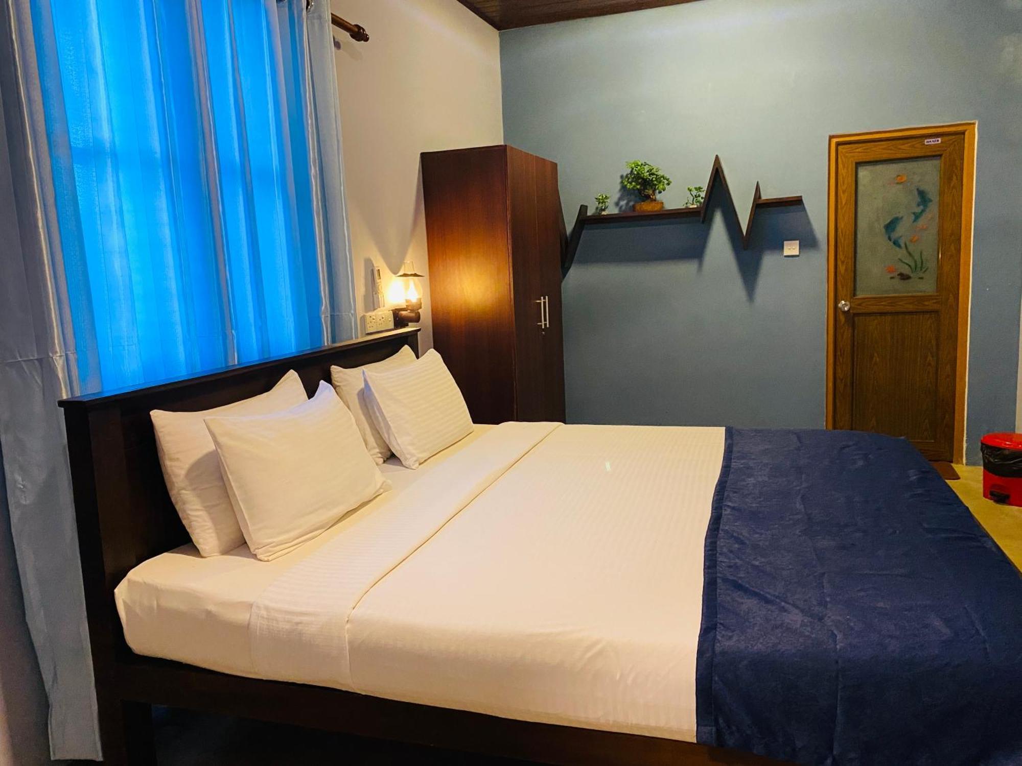 Nilaveli Hybrid Holiday Hotel Exterior foto